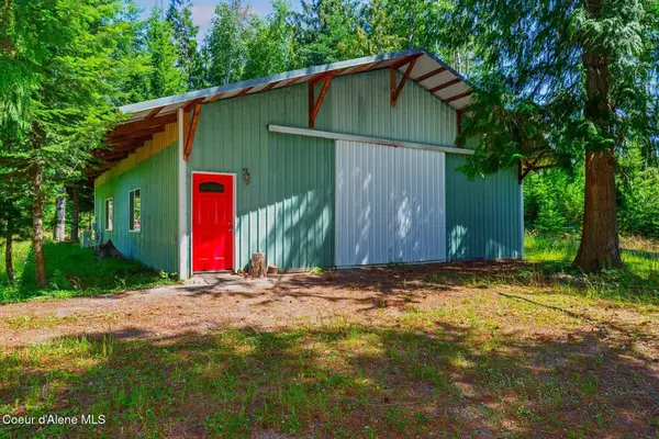 113 Tanager Lane, Sagle, ID 83860