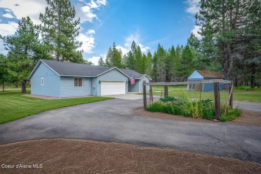 25730 N Edwards RD, Rathdrum, ID 83858 - #3