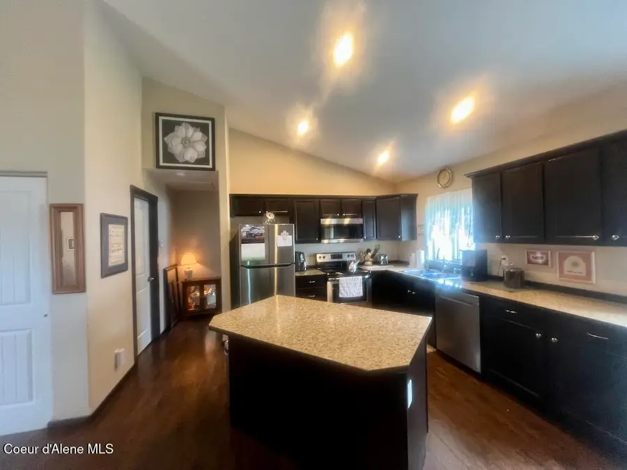 600 N Elm RD, Post Falls, ID 83854 - #3