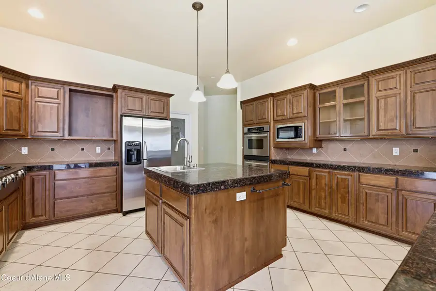 18772 W Riverview DR, Post Falls, ID 83854 - #3