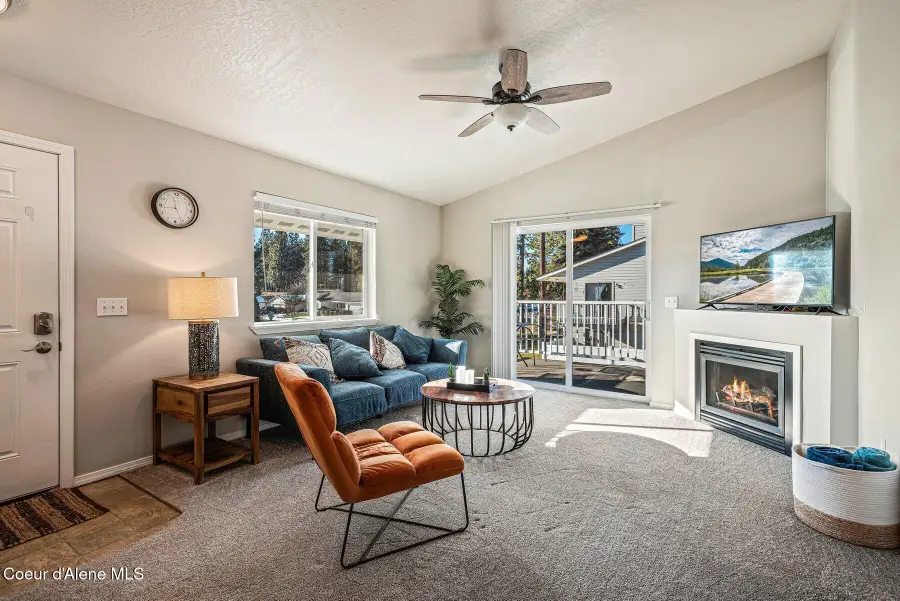 723 E Whispering Pines LN #19, Coeur Dalene, ID 83815 - #2