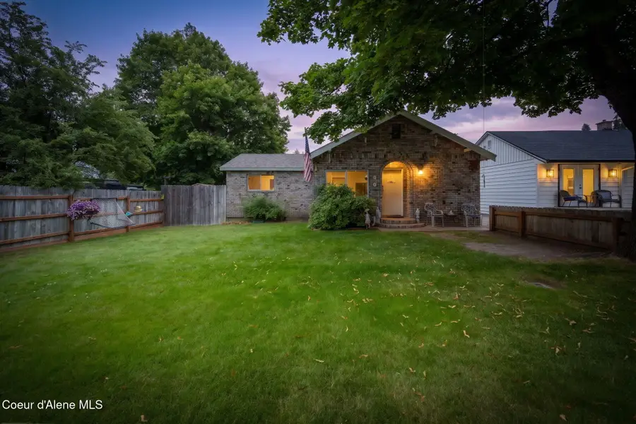320 S 16th ST, Coeur Dalene, ID 83814 - #3