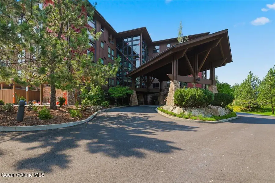 1700 E Tower Pointe DR #APT 101, Coeur Dalene, ID 83814 - #2