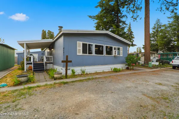 9091 N Starr Loop, Hayden, ID 83835
