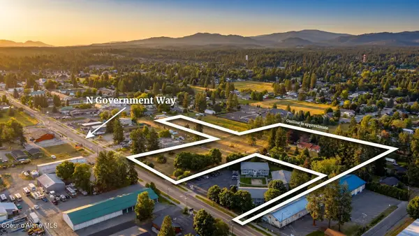 10064 N Government Way, Hayden, ID 83835