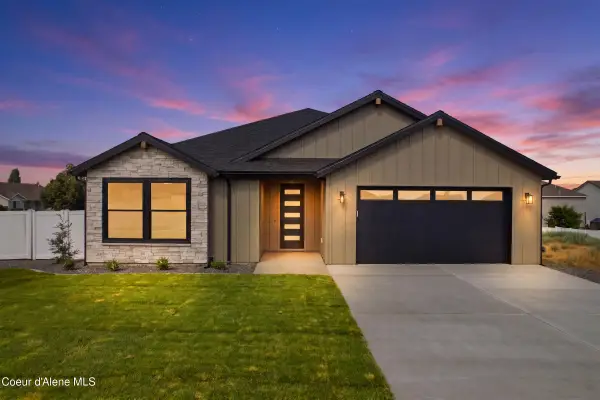 3223 N Van Winkle ST, Post Falls, ID 83854