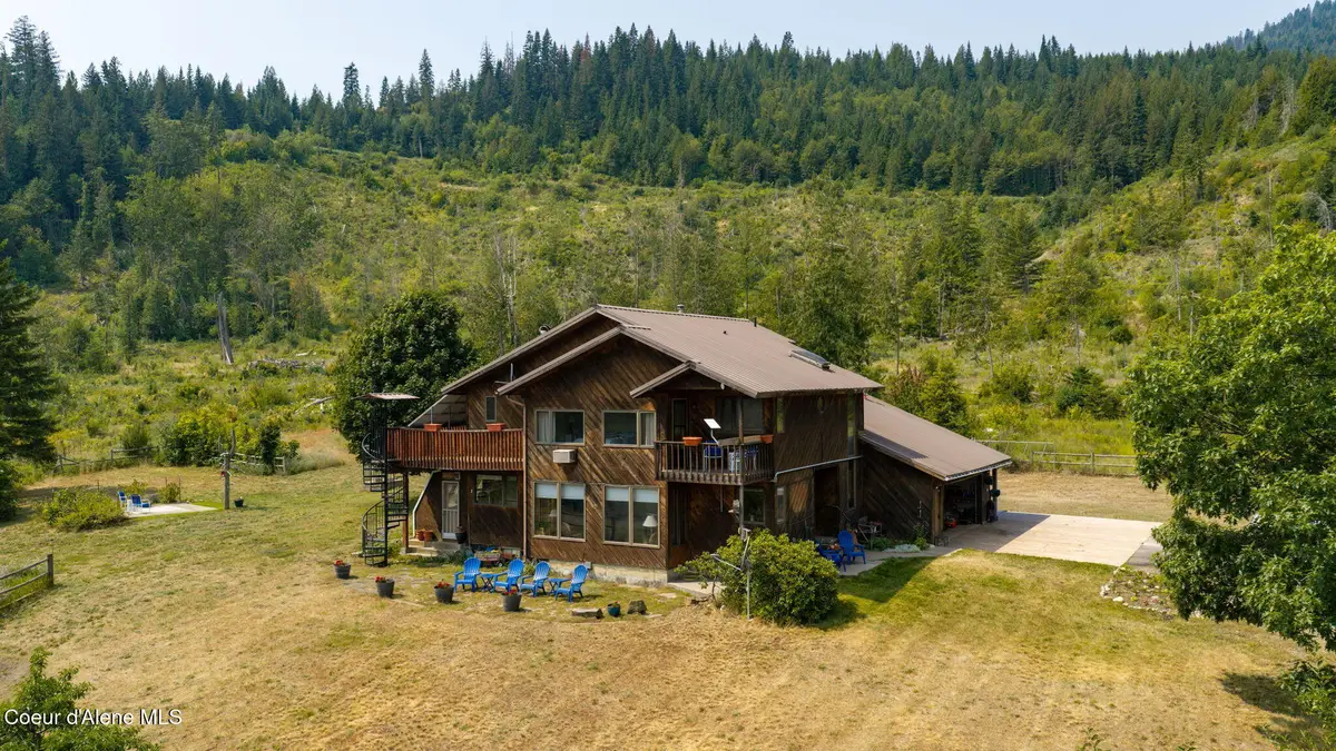 6734 W Sturgeon RD, Rathdrum, ID 83858 - #1