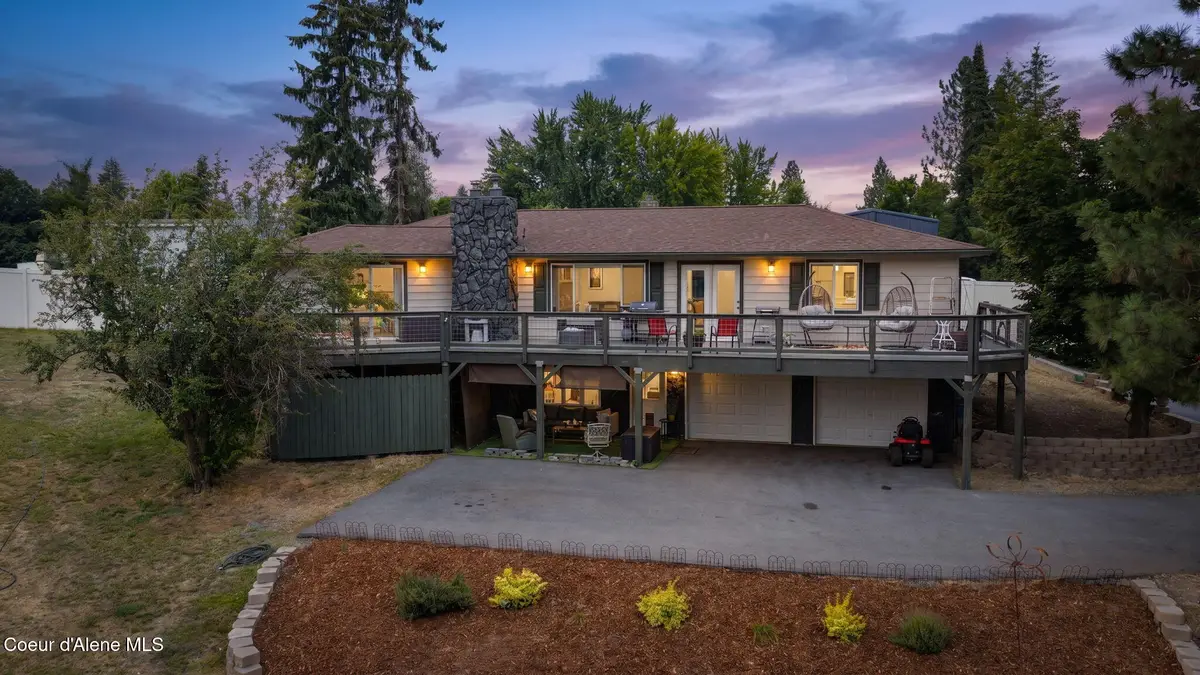 745 S Bret AVE, Coeur Dalene, ID 83814 - #1