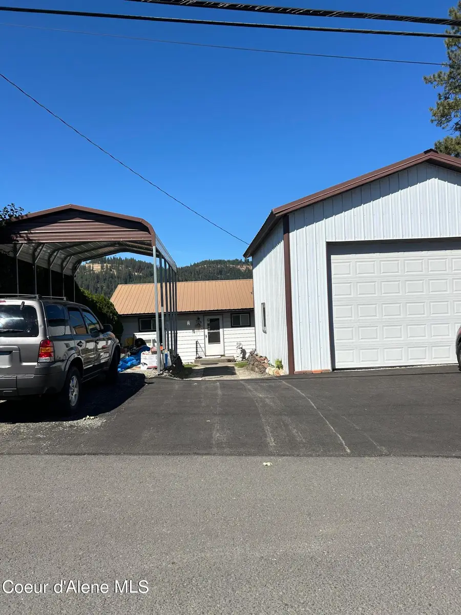 705 Center Ave, Saint Maries, ID 83861 - #2