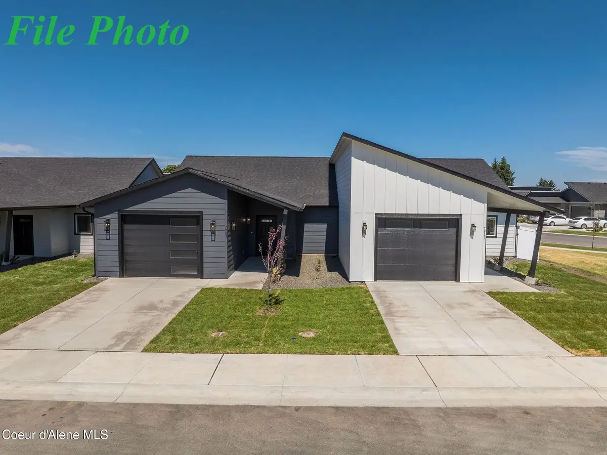 7801 N Mocha Lp, Coeur Dalene, ID 83815 - #1