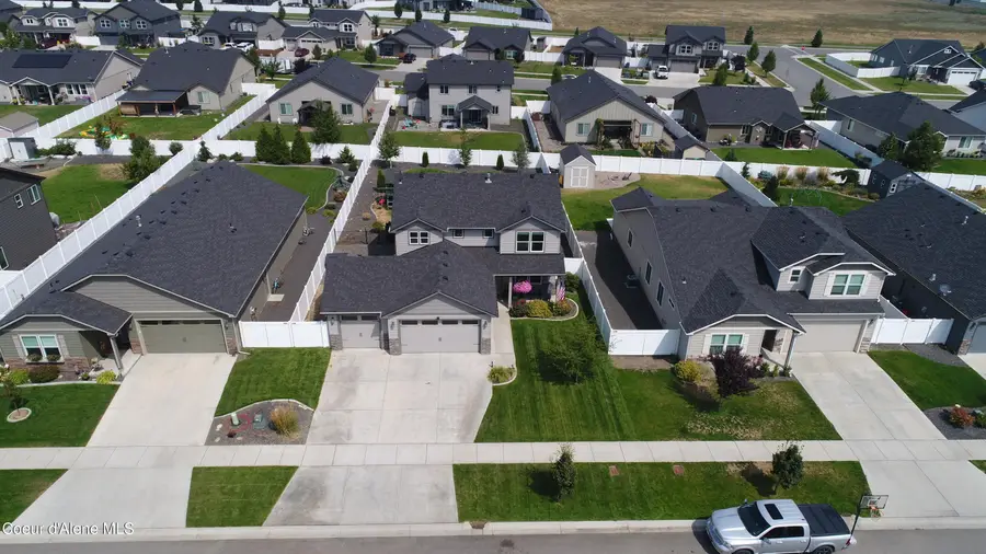 6229 W Irish CIR, Rathdrum, ID 83858 - #2