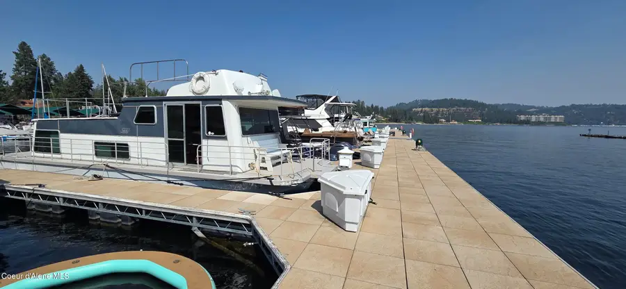 1100 E Lakeshore DR E11, Coeur D Alene, ID 83814 - #2