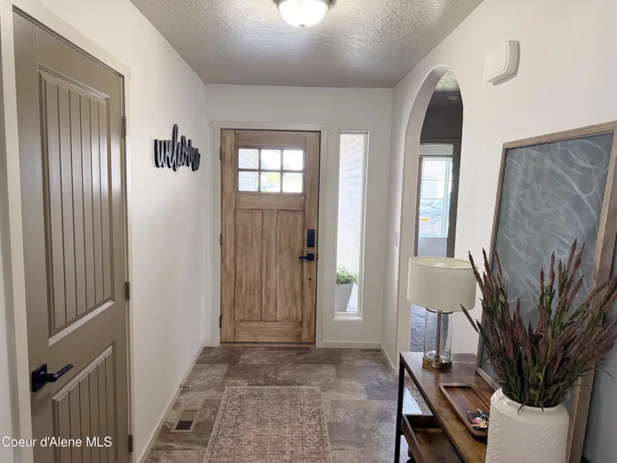 3363 N Woodford ST, Post Falls, ID 83854 - #3