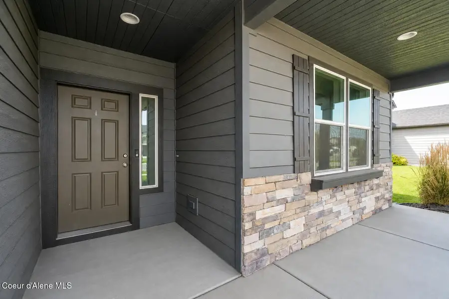 6220 W Irish CIR, Rathdrum, ID 83858 - #3