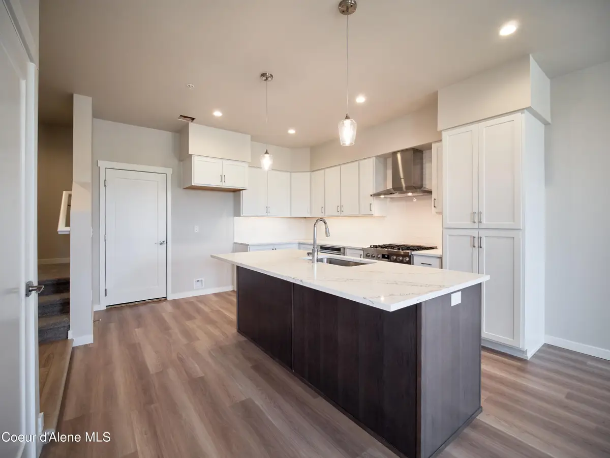 1042 E 4TH AVE, Post Falls, ID 83854 - #1