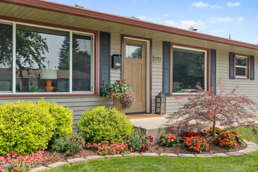 2712 N 5th ST, Coeur Dalene, ID 83815 - #3