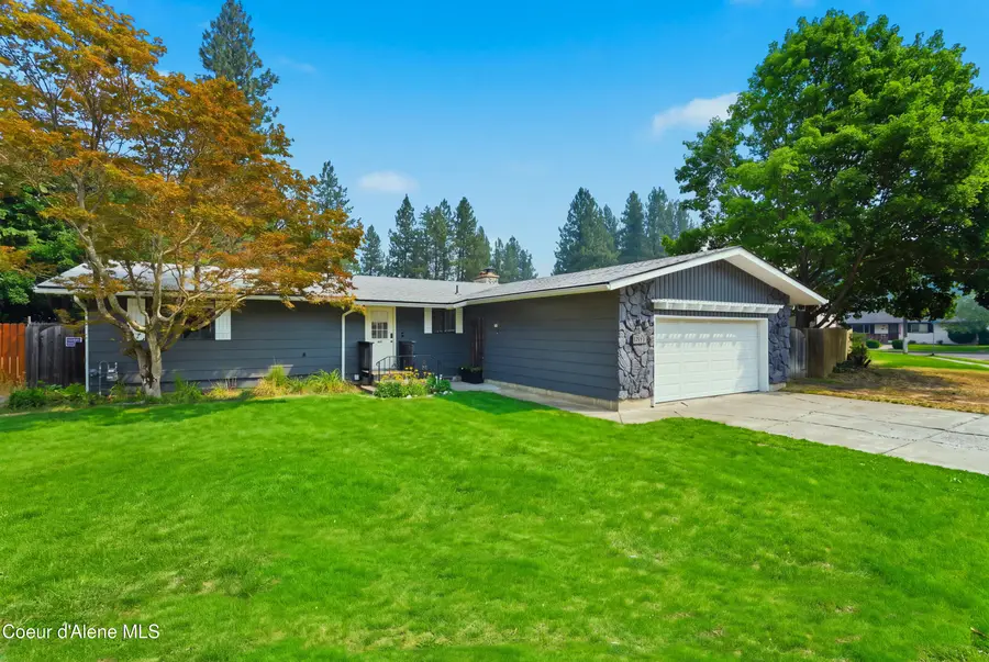 1909 E Pine Hill CT, Coeur Dalene, ID 83815 - #2