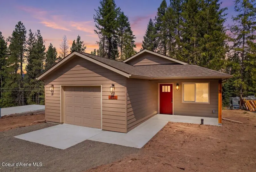 431 F St, Plummer, ID 83851 - #3