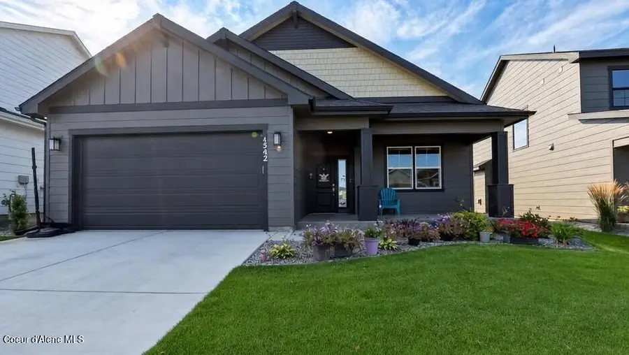 1542 W OKANOGAN AVE, Post Falls, ID 83854 - #2