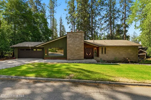 1023 N Crestline Dr, Coeur d'Alene, ID 83814