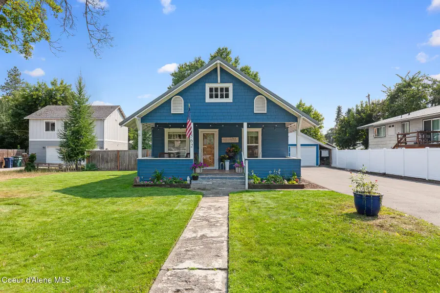 362 W Mill AVE, Coeur Dalene, ID 83814 - #2