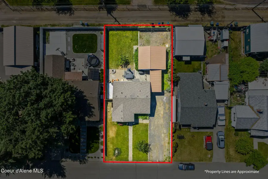 1328 E Pennsylvania AVE, Coeur Dalene, ID 83814 - #3