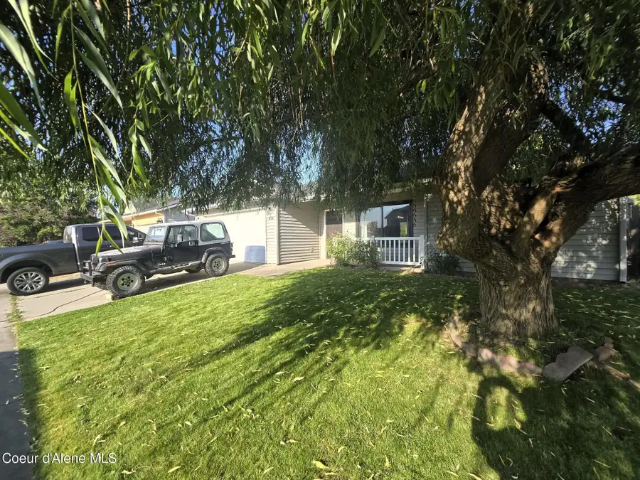 650 N Megan St, Post Falls, ID 83854 - #2
