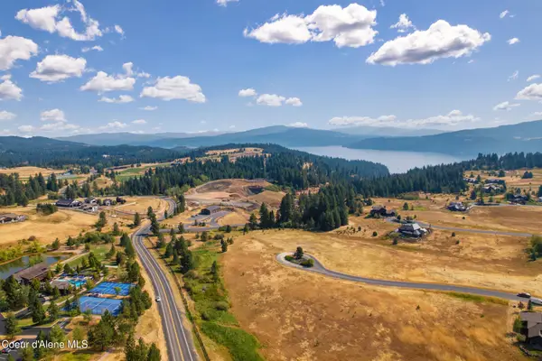 L212 S Basalt Drive, Coeur d'Alene, ID 83814