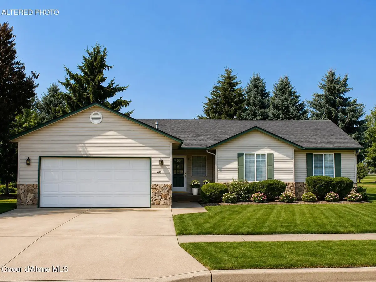 645 E Bogie Dr, Post Falls, ID 83854 - #1