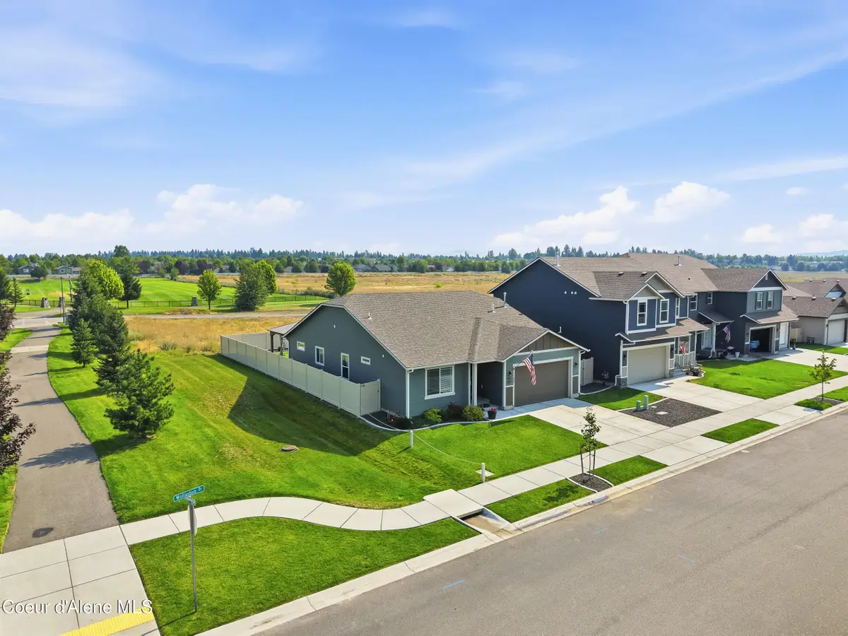 1628 N Wollaston DR, Post Falls, ID 83854 - #1