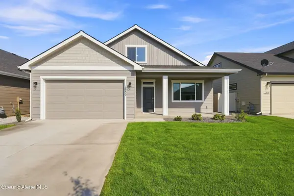 1950 N SKAGIT DR, Post Falls, ID 83854