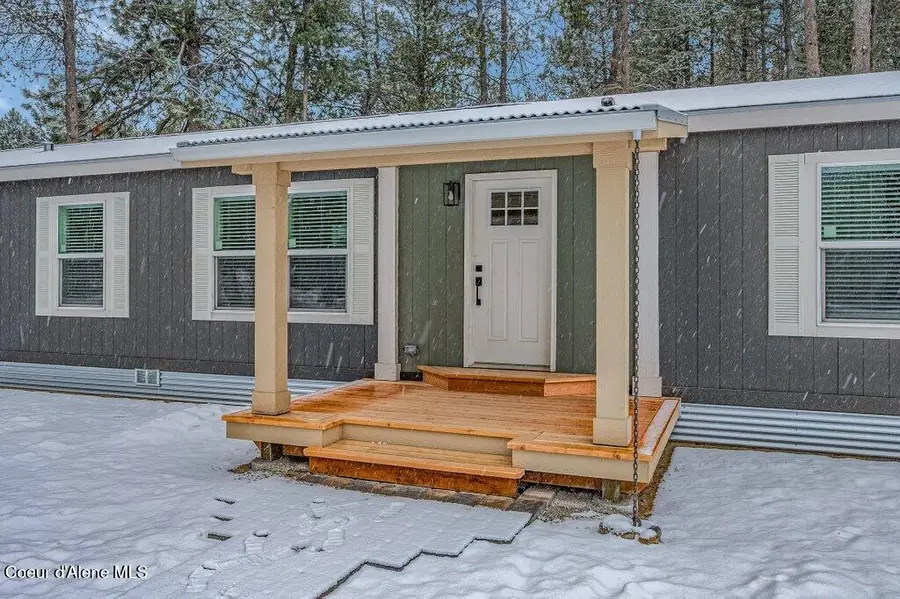 235 Davis Rd, Sagle, ID 83860 - Image #3