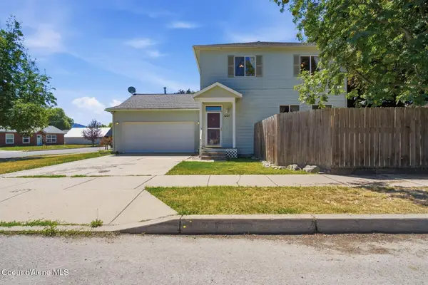 1201 Spruce St, Sandpoint, ID 83864