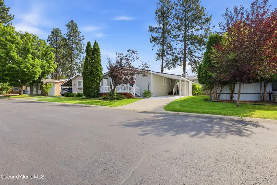 4882 W Cougar CIR, Coeur D Alene, ID 83815 - #2