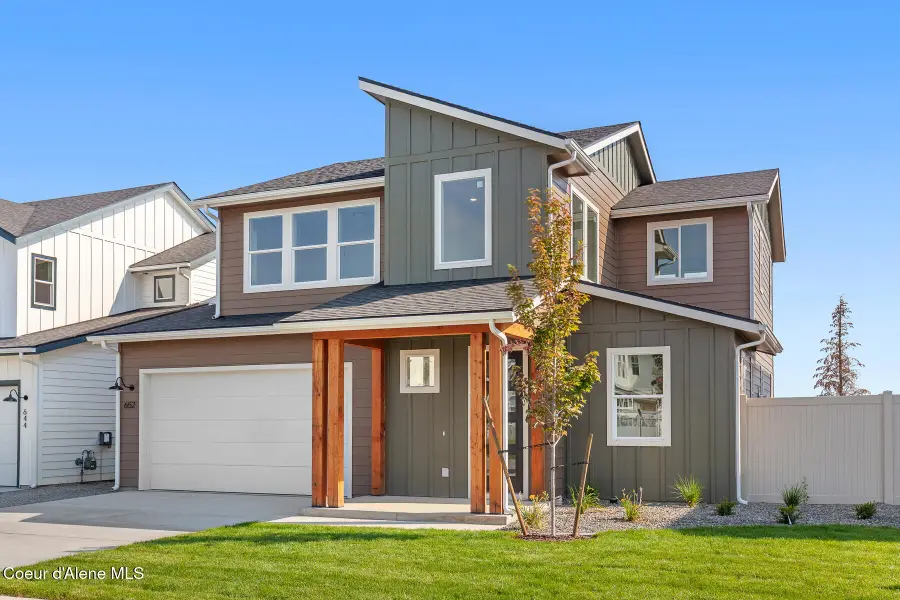 652 MOSCOW ST, Sandpoint, ID 83864 - #2
