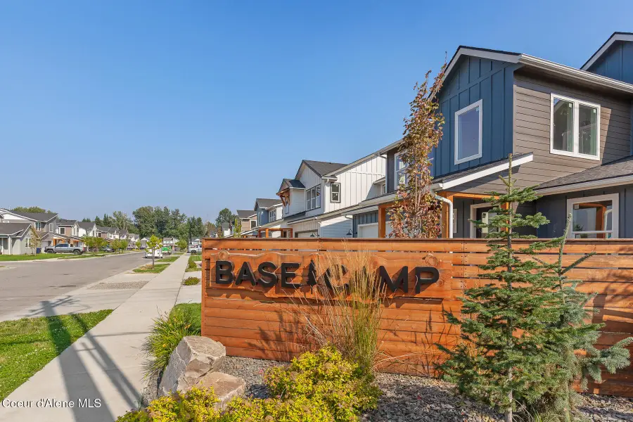 652 MOSCOW ST, Sandpoint, ID 83864 - #3