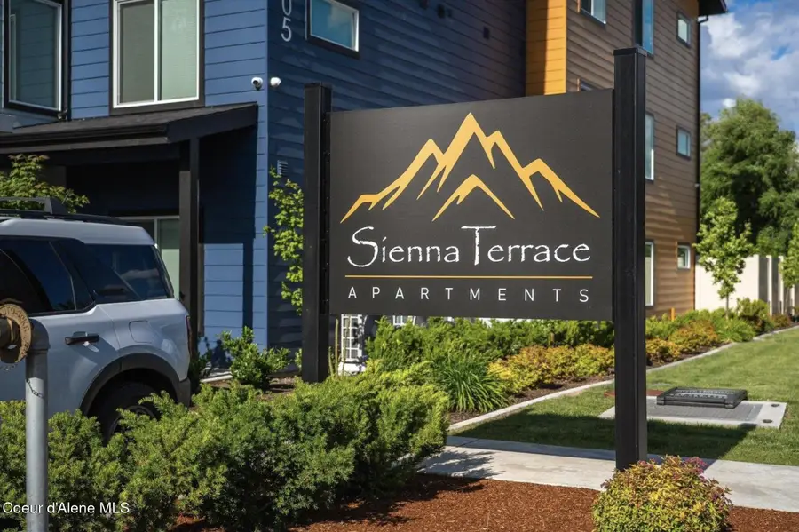 505 E Hawthorne Rd, Spokane, WA 99217 - #2
