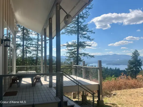 8983 S Gozzer RD, Harrison, ID 83833