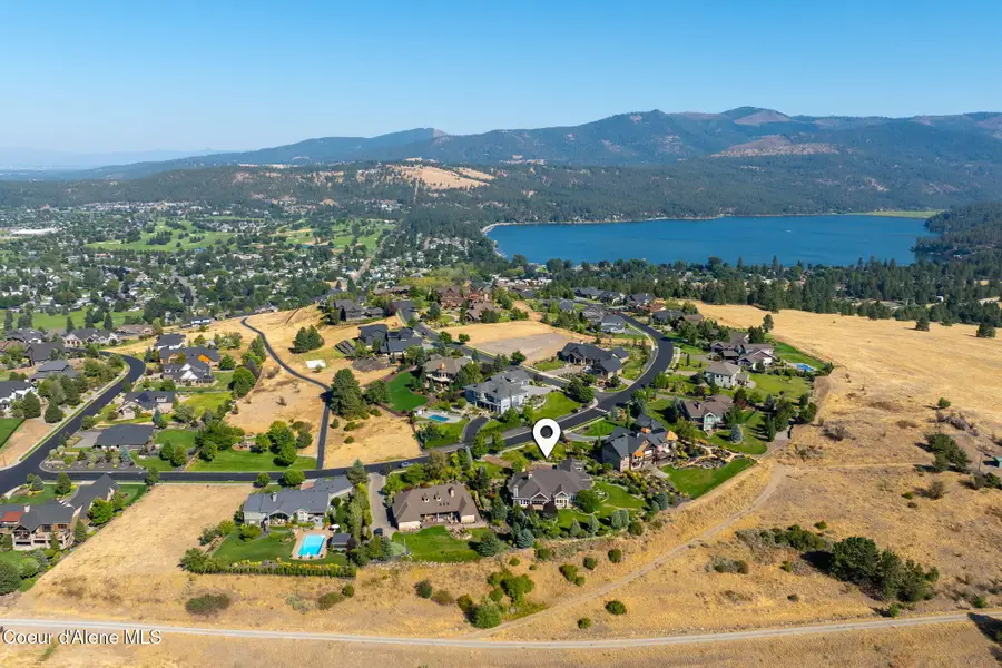 201 S Legend Tree Dr, Liberty Lake, WA 99019 - #2