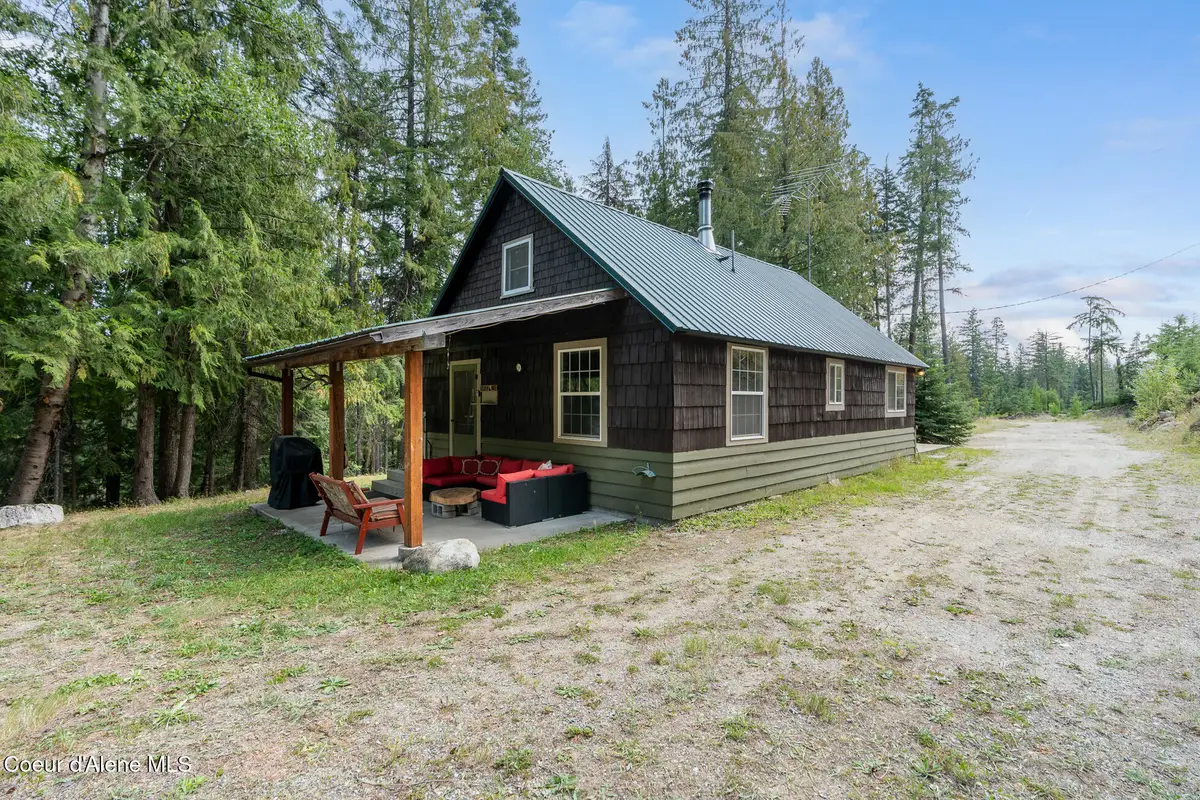 3713 Reeder Bay Rd, Nordman, ID 83848 - #1