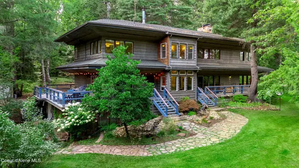 2298 Selkirk Rd, Sandpoint, ID 83864