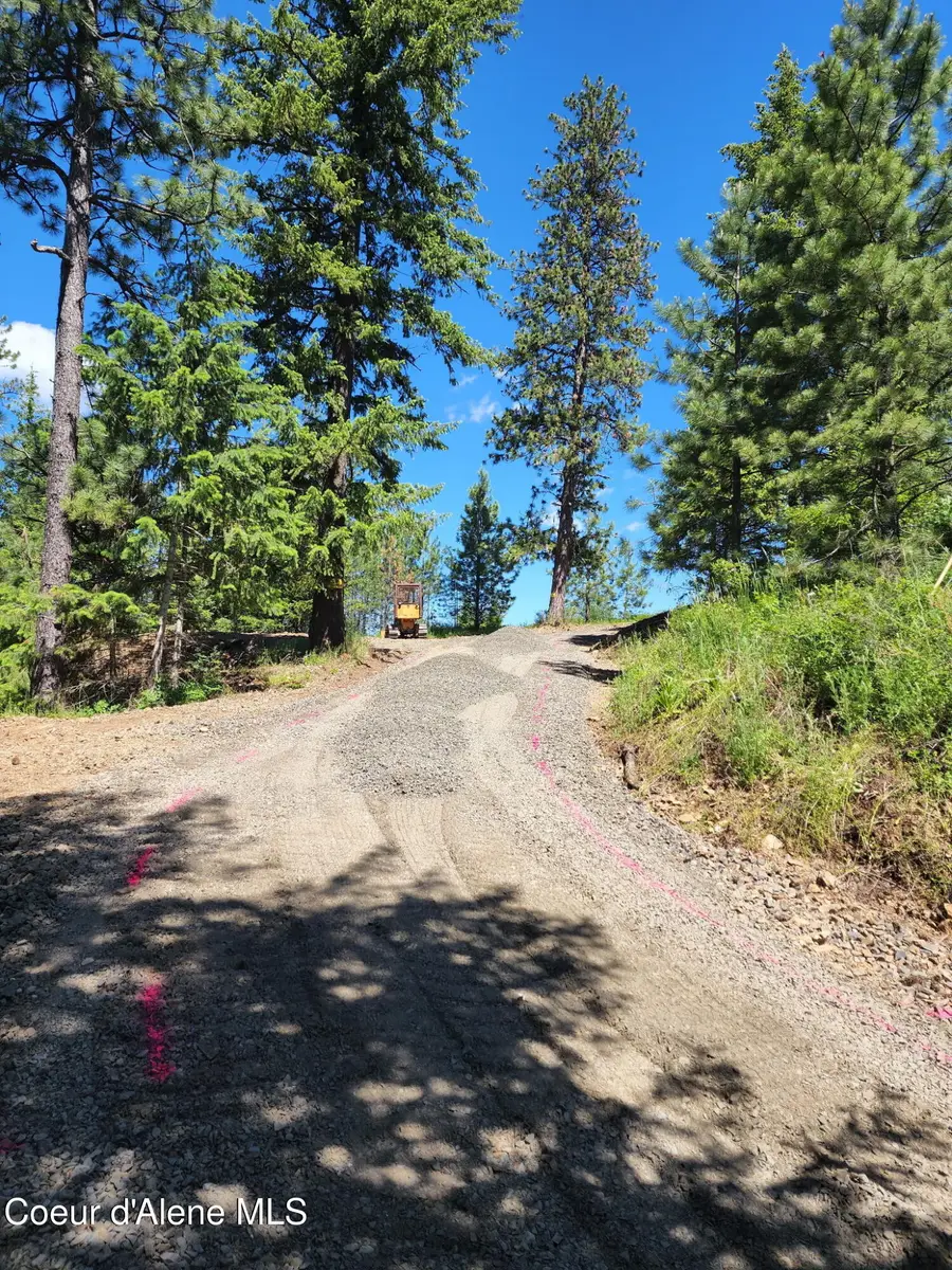 7500 W Meadowbrook Loop, Coeur D Alene, ID 83814 - #3