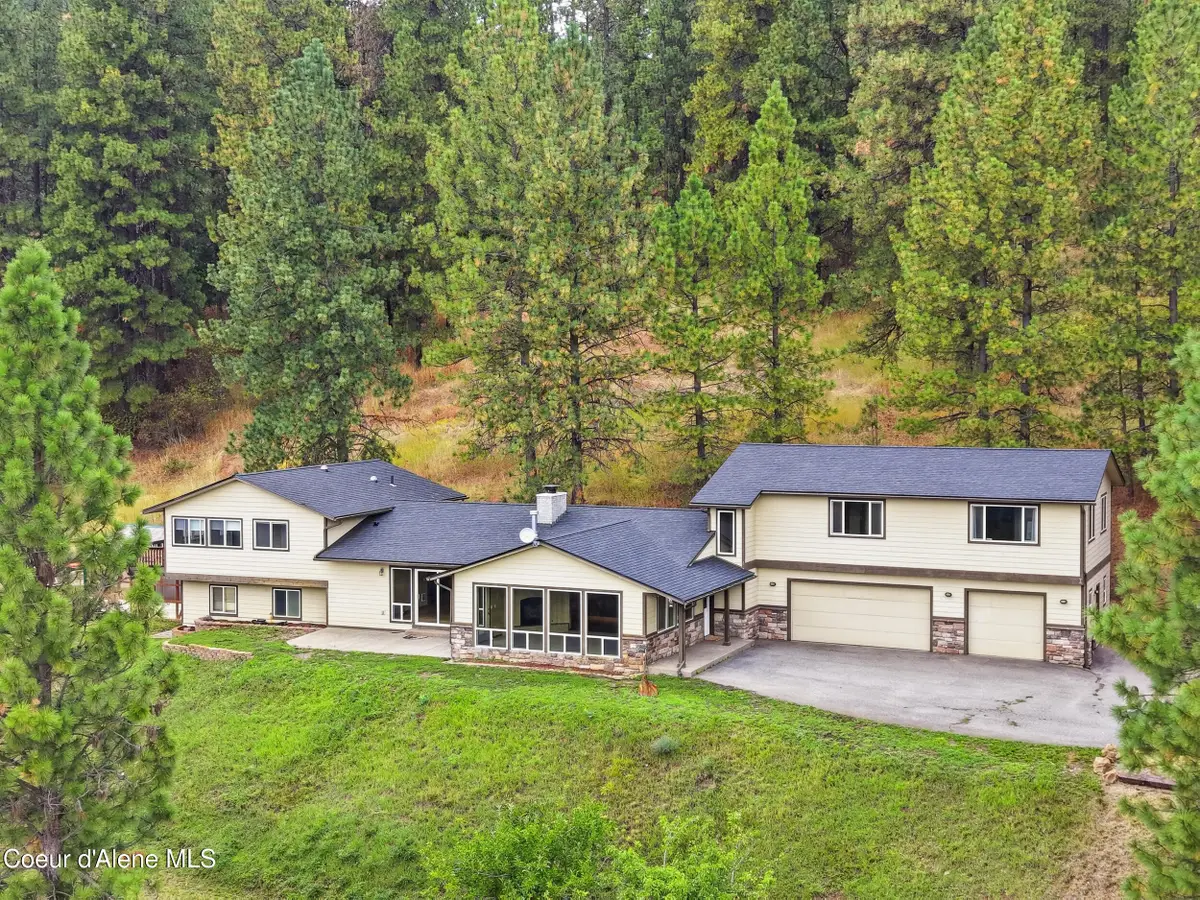 2719 S Reynolds Rd, Coeur D Alene, ID 83814 - #1