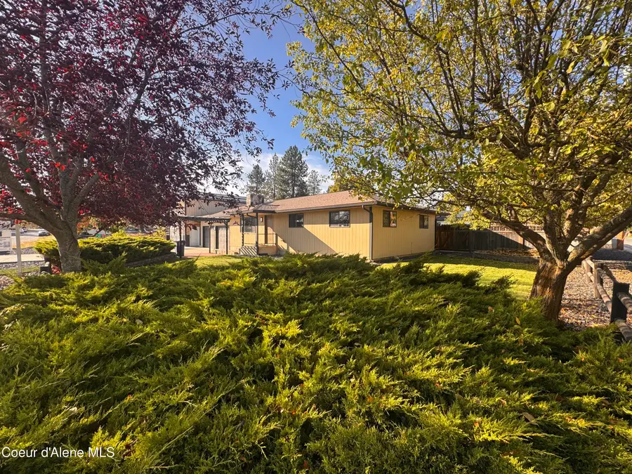 1621 E HAYCRAFT AVE, Coeur Dalene, ID 83815 - #3