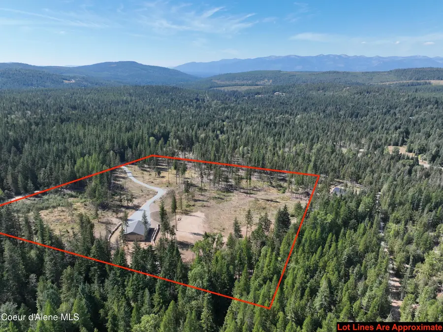 379 Moonfire Rd, Sandpoint, ID 83864 - #2