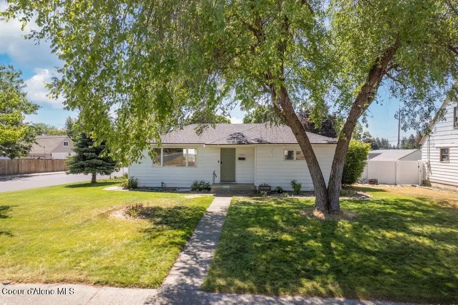 2803 W Sanson Ave, Spokane, WA 99205 - #3