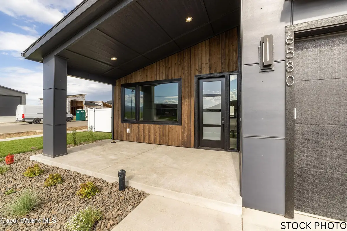 11808 N WOOLRIDGE WAY, Rathdrum, ID 83858 - Image #1