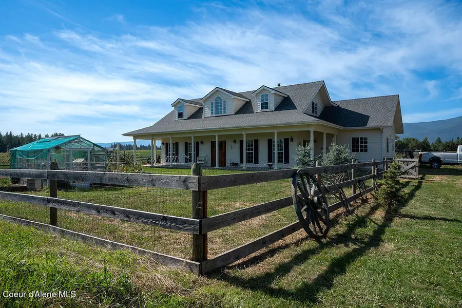 1878 Moon Shadow RD, Bonners Ferry, ID 83805 - #2