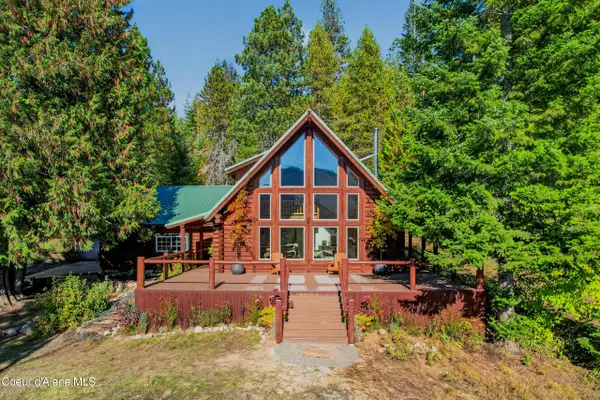 5101 N Riley Creek Rd, Laclede, ID 83841