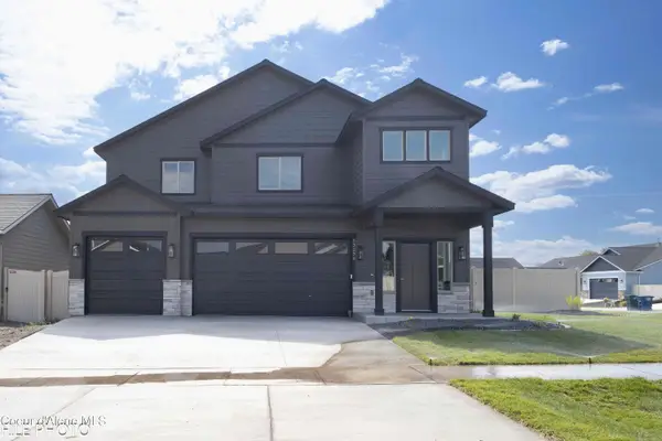 4449 E Savea LN, Post Falls, ID 83854